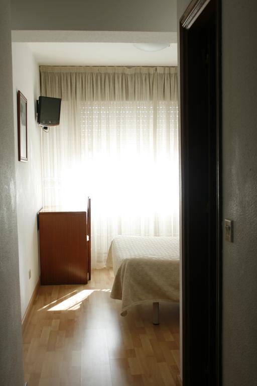 Hostal Liste Station A Coruña Zimmer foto