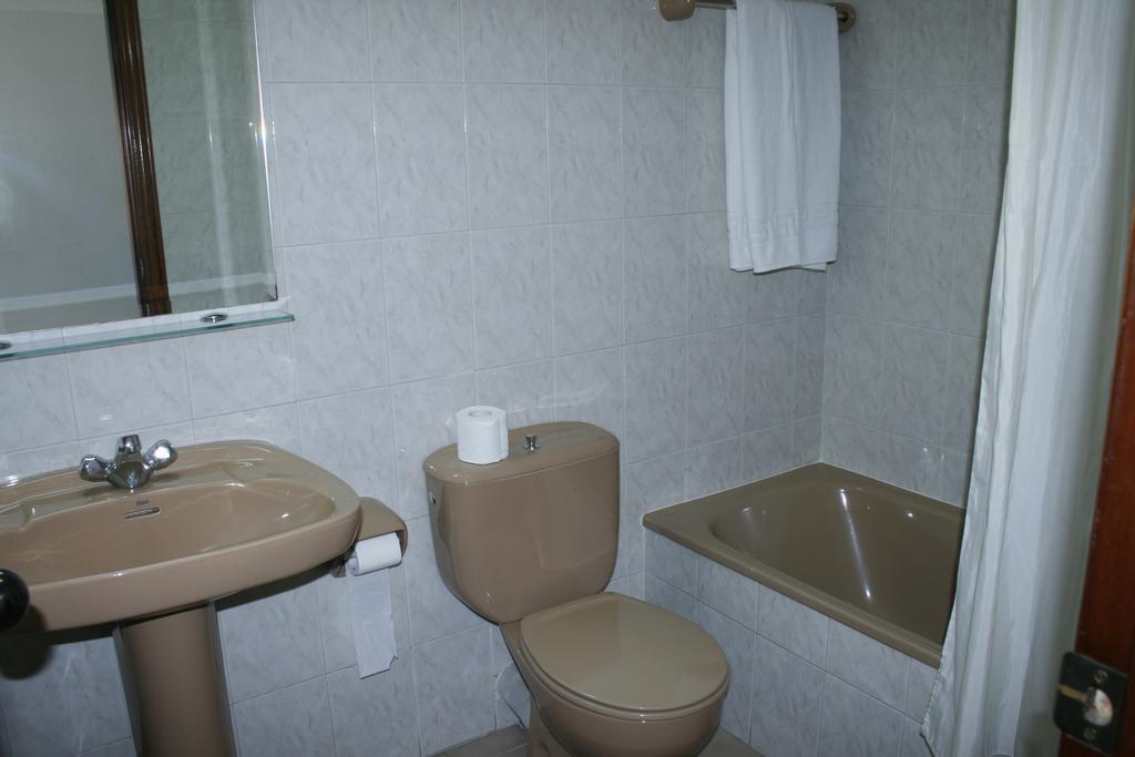 Hostal Liste Station A Coruña Zimmer foto
